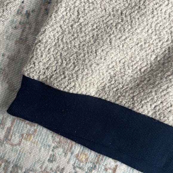 Patagonia Woolyester Oat Pullover Size M Tan and Navy Blue - Picture 5 of 7